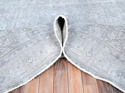Tabriz Vintage hand-knotted wool rug in Gray, 6'6" x 9' — SKU O085396 (view 5)