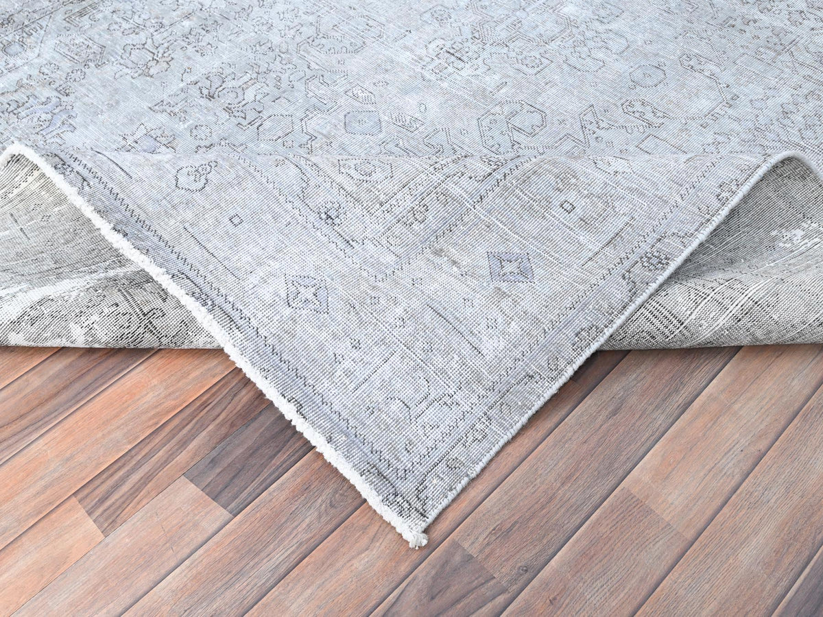 Tabriz Vintage hand-knotted wool rug in Gray, 6'6" x 9' — SKU O085396 (view 6)