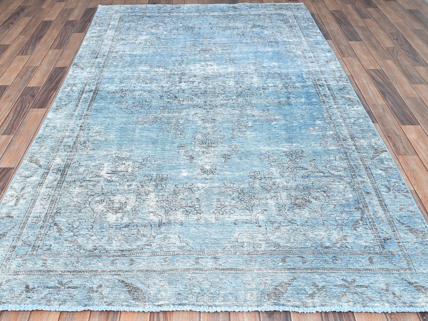 Tabriz Vintage hand-knotted wool rug in Blue, 5'5" x 8'10" — SKU O085405 (view 2)