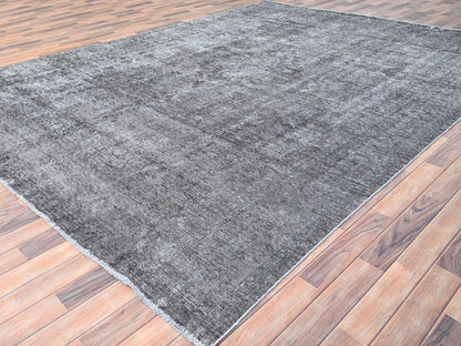 Tabriz Vintage hand-knotted wool rug in Gray & Dark Gray, 9'4" x 12'10" — SKU O085406 (view 3)
