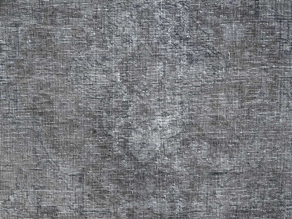 Tabriz Vintage hand-knotted wool rug in Gray & Dark Gray, 9'4" x 12'10" — SKU O085406 (view 8)