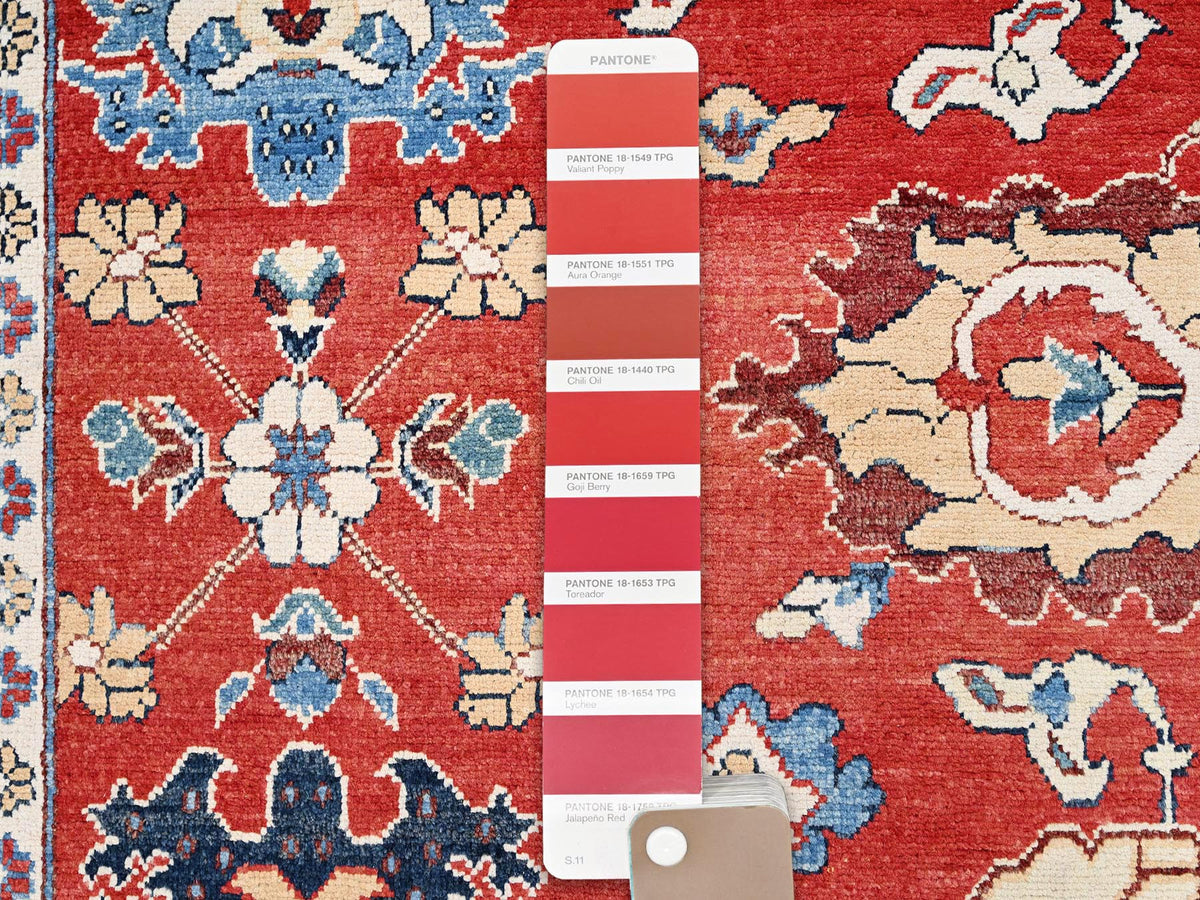 Heriz Heriz hand-knotted wool rug in Red & Blue, 9'9" x 13' — SKU O085440 (view 6)