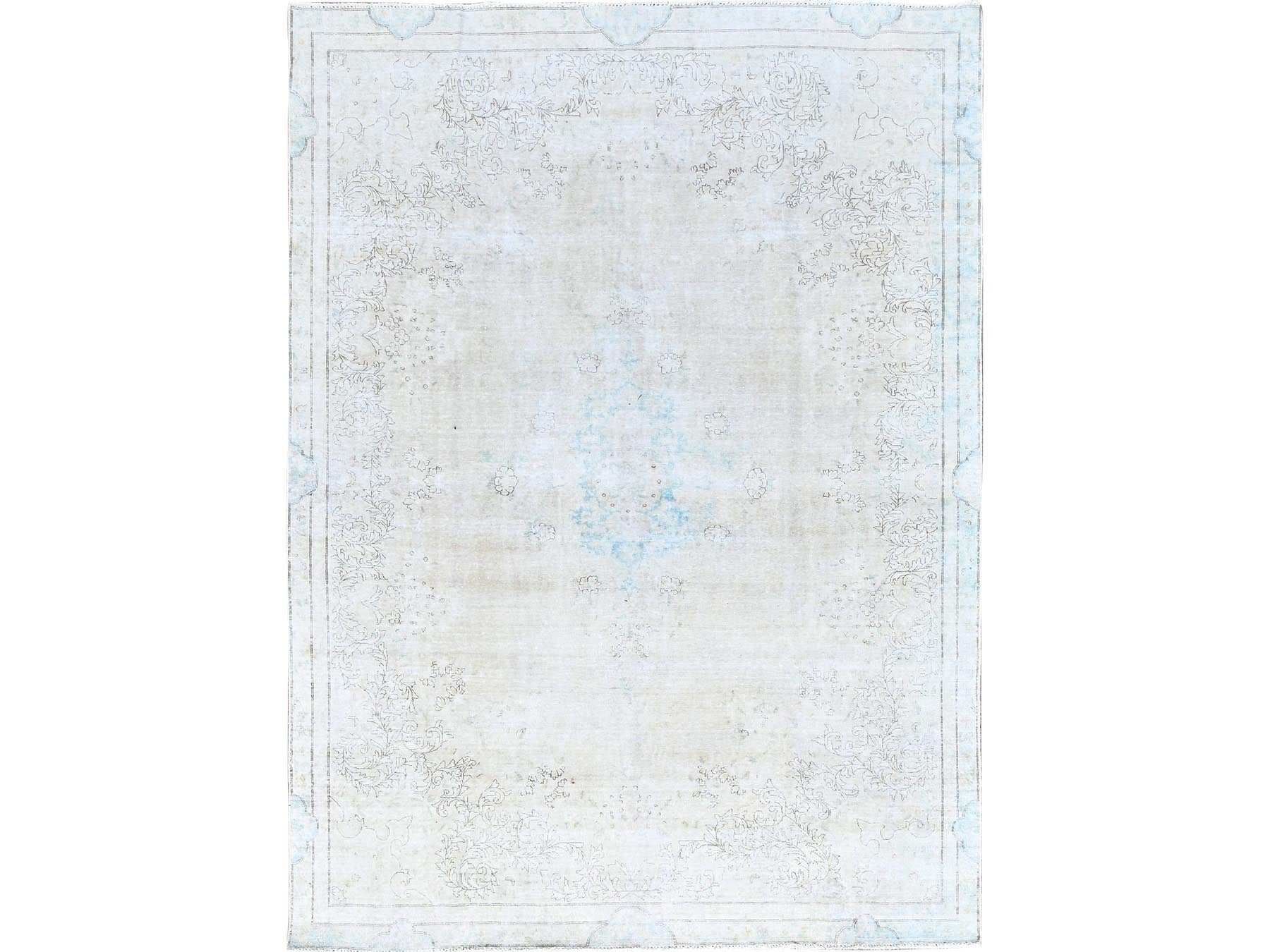 Kerman Vintage hand-knotted wool rug in Ivory & Blue, 7'2" x 9'10" — SKU O085529