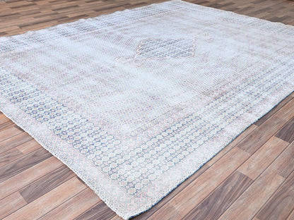 Blue 7'9" x 10'1" Vintage Hand knotted Wool Rug - Sku: O085531