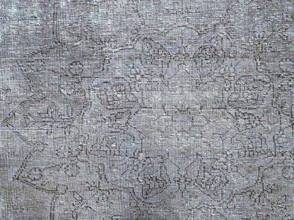 Tabriz Vintage hand-knotted wool rug in Purple, 7'1" x 10'4" — SKU O085541 (view 8)