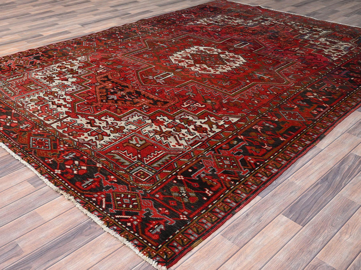 Heriz Heriz hand-knotted worn wool rug in Red & Black, 7'5" x 10'2" — SKU O085570 (view 3)
