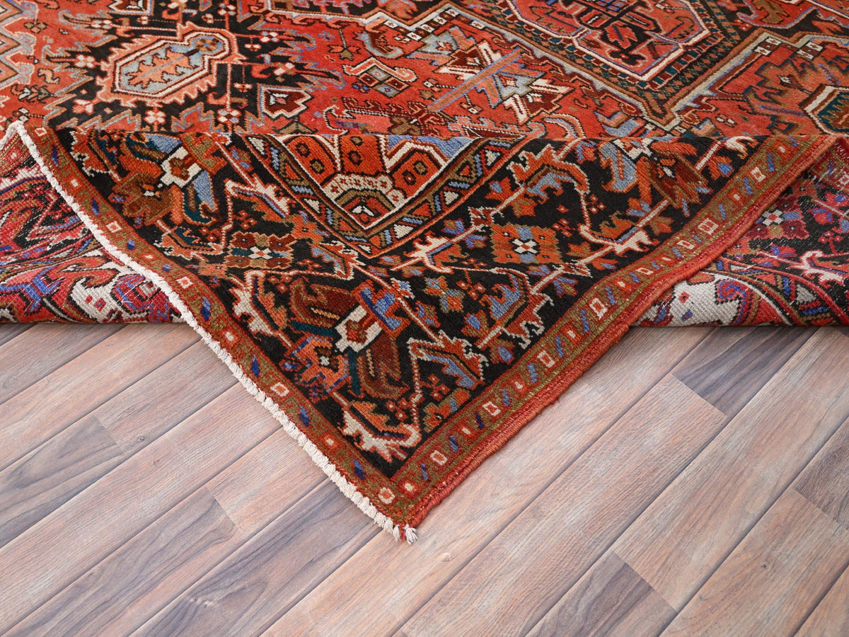 Heriz Heriz hand-knotted worn wool rug in Red & Black, 10'1" x 13'2" — SKU O085589 (view 6)