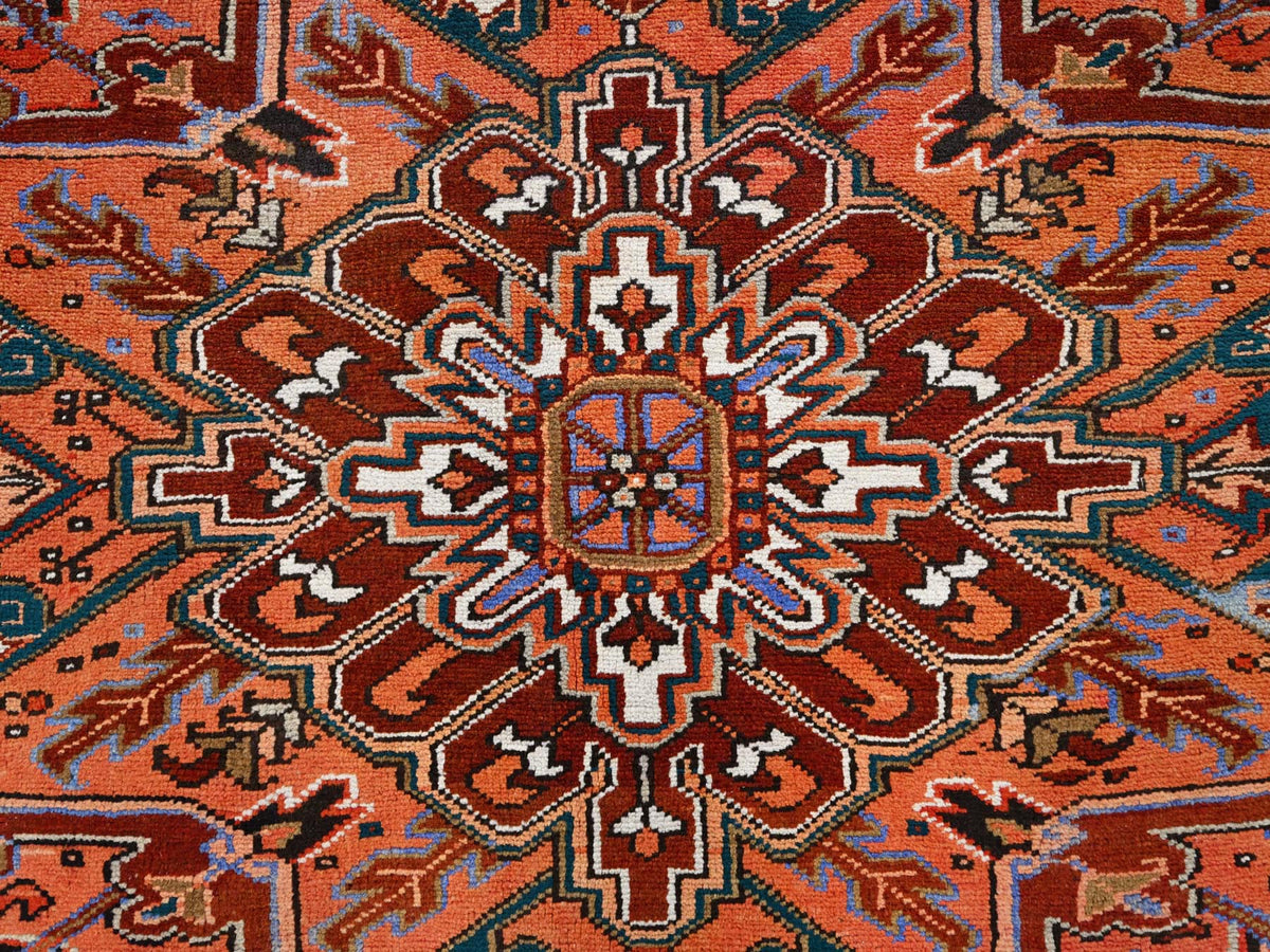 Heriz Heriz hand-knotted worn wool rug in Red & Black, 10'1" x 13'2" — SKU O085589 (view 8)