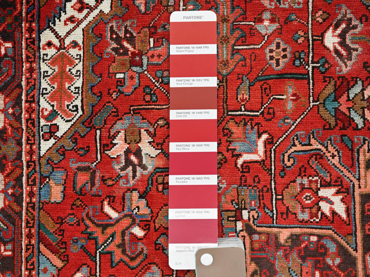 Heriz Heriz hand-knotted worn wool rug in Red & Black, 7'7" x 11' — SKU O085659 (view 7)