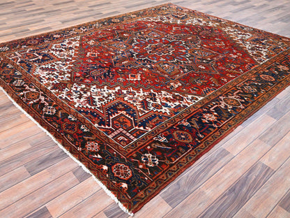 Heriz Heriz hand-knotted worn wool rug in Red & Black, 7'5" x 8'10" — SKU O085681 (view 3)