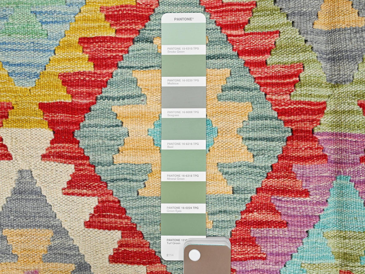 Kilim Flat-Weave hand-knotted wool rug in Red, 6'8" x 9'8" — SKU O085706 (view 4)