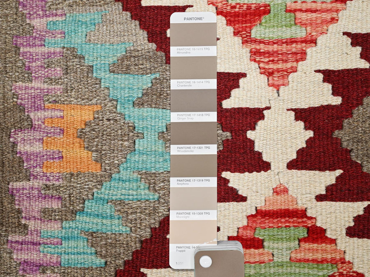 Kilim Flat-Weave hand-knotted wool rug in Gray, 2' x 3' — SKU O085738 (view 4)