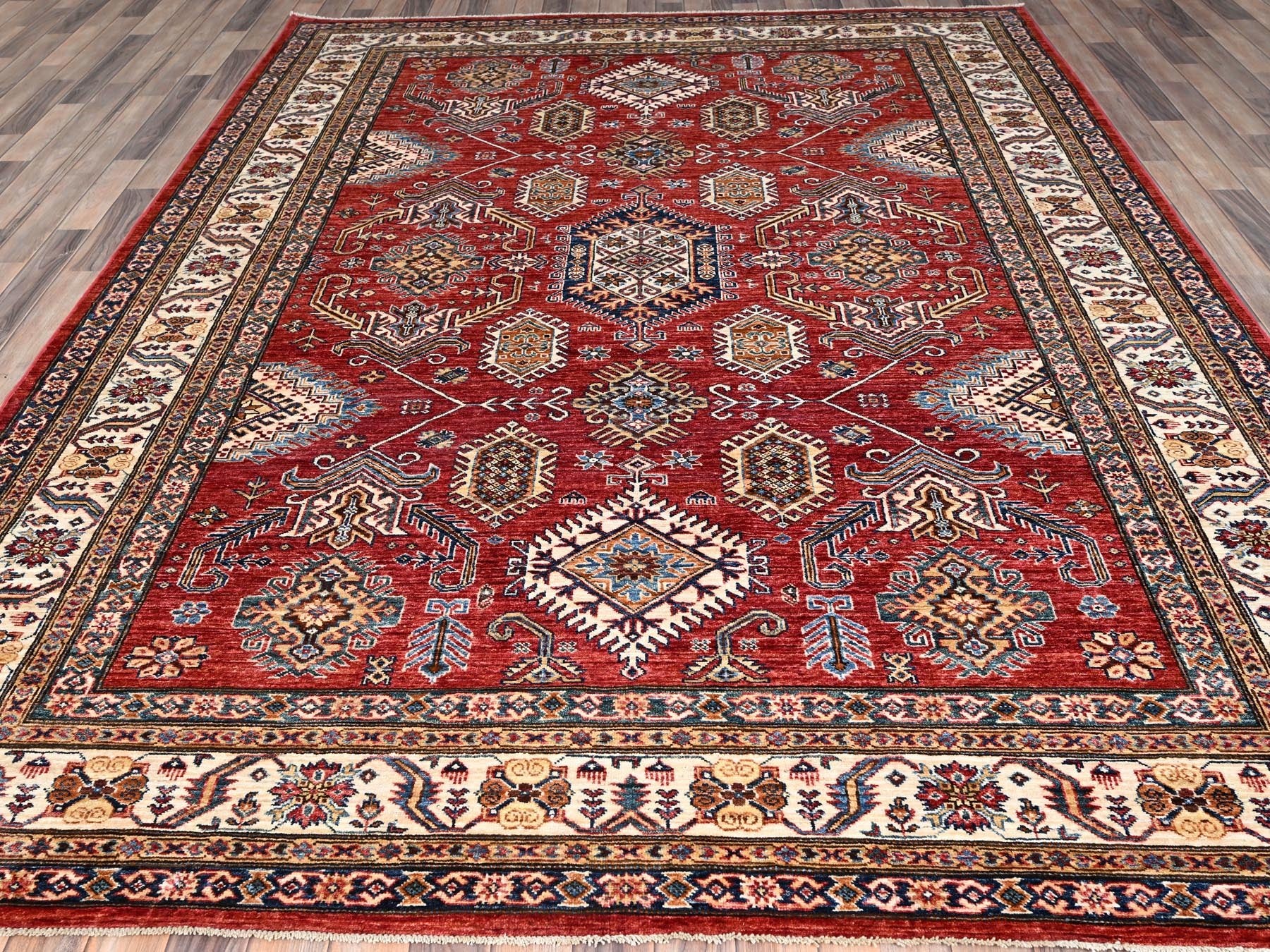 Kazak Kazak hand-knotted wool rug in Red & Ivory, 8'1" x 10'6" — SKU O085785 (view 2)