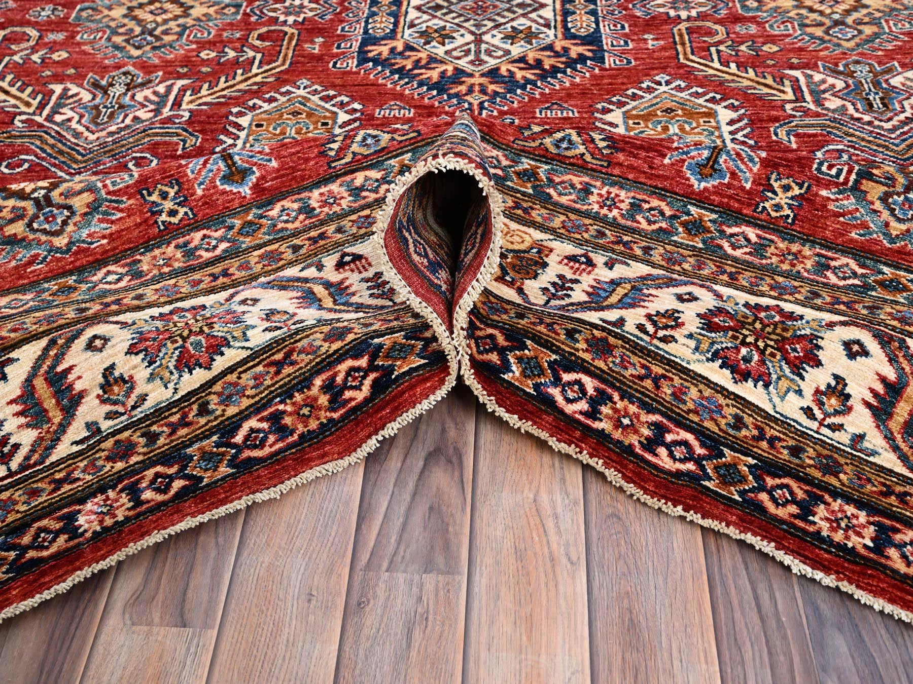 Kazak Kazak hand-knotted wool rug in Red & Ivory, 8'1" x 10'6" — SKU O085785 (view 5)
