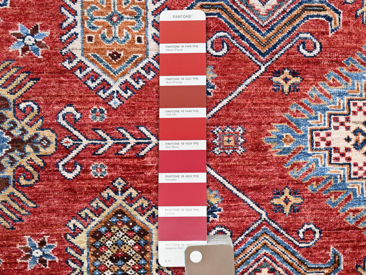 Kazak Kazak hand-knotted wool rug in Red & Ivory, 8'1" x 10'6" — SKU O085785 (view 7)