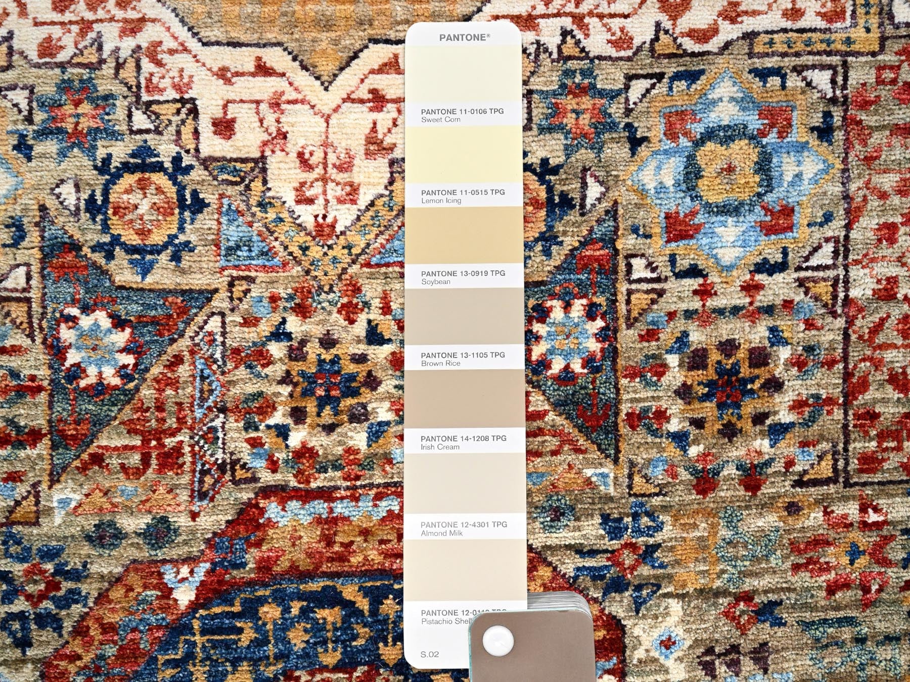 Mamluk Mamluk hand-knotted wool runner in Ivory, 2'5" x 10'3" — SKU O085848 (view 4)