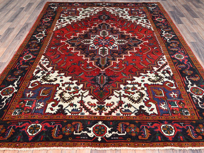 Heriz Heriz hand-knotted wool rug in Red & Blue, 6'7" x 9'2" — SKU O085919 (view 2)