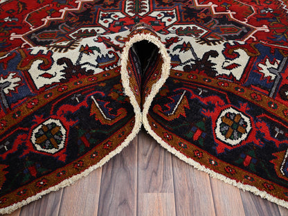 Heriz Heriz hand-knotted wool rug in Red & Blue, 6'7" x 9'2" — SKU O085919 (view 5)