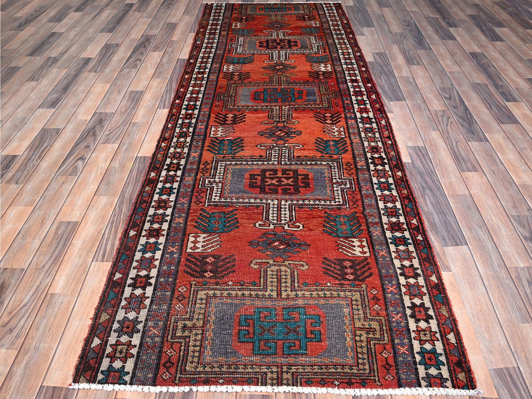 Heriz Vintage hand-knotted wool runner in Orange & Ivory, 3'5" x 9'8" — SKU O085989 (view 2)
