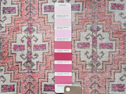 Baluch Vintage hand-knotted wool runner in Pink & Coral Pink, 3'2" x 10'9" — SKU O086007 (view 4)