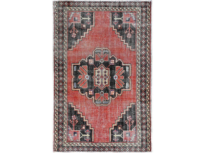 Heriz Vintage hand-knotted wool rug in Red & Ivory, 3'10" x 5'11" — SKU O086055
