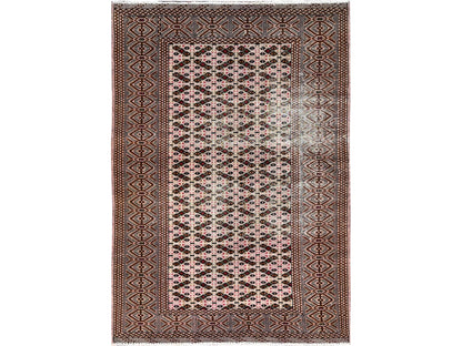 Vintage hand-knotted wool rug in Pink, 4'4" x 6'1" — SKU O086057