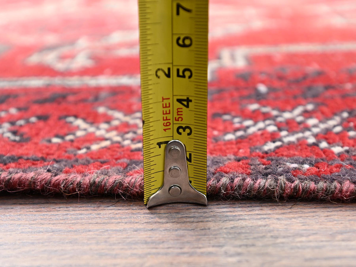 Baluch Vintage hand-knotted wool rug in Red, 4' x 6'5" — SKU O086068 (view 6)