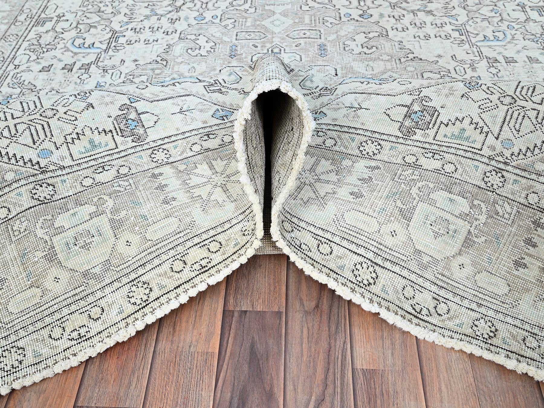 Tabriz Vintage hand-knotted wool rug in Ivory & Gray, 6'5" x 9'1" — SKU O086095 (view 5)