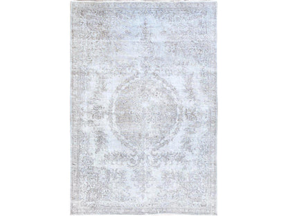 Tabriz Vintage hand-knotted wool rug in Gray, 6'3" x 9'6" — SKU O086098