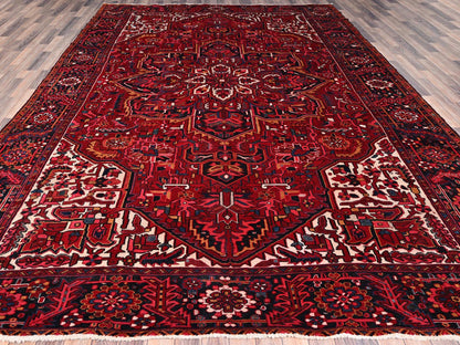 Heriz Heriz hand-knotted wool rug in Red & Black, 9'7" x 12'6" — SKU O086143 (view 2)
