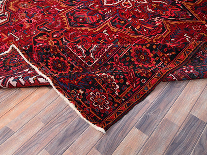 Heriz Heriz hand-knotted wool rug in Red & Black, 9'7" x 12'6" — SKU O086143 (view 6)
