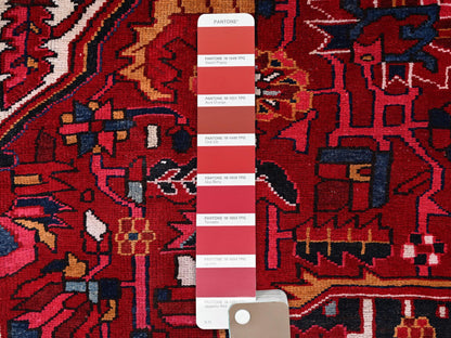 Heriz Heriz hand-knotted wool rug in Red & Black, 9'7" x 12'6" — SKU O086143 (view 7)