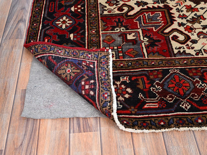 Heriz Heriz hand-knotted wool rug in Red & Black, 6'8" x 9'5" — SKU O086153 (view 4)