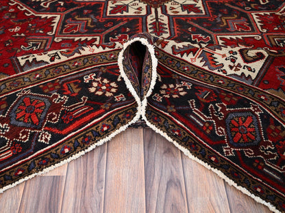 Heriz Heriz hand-knotted wool rug in Red & Black, 6'8" x 9'5" — SKU O086153 (view 5)