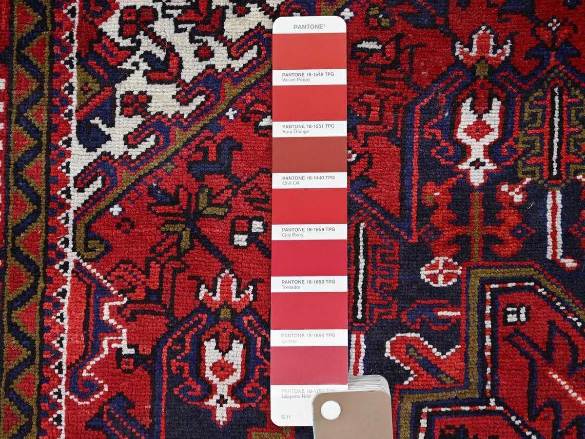 Heriz Heriz hand-knotted wool rug in Red & Blue, 7'1" x 9'6" — SKU O086174 (view 7)