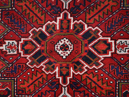 Heriz Heriz hand-knotted wool rug in Red & Blue, 7'1" x 9'6" — SKU O086174 (view 8)