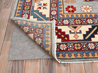 Kazak Kazak hand-knotted wool rug in Gray & Ivory, 9'10" x 13'8" — SKU O086213 (view 4)