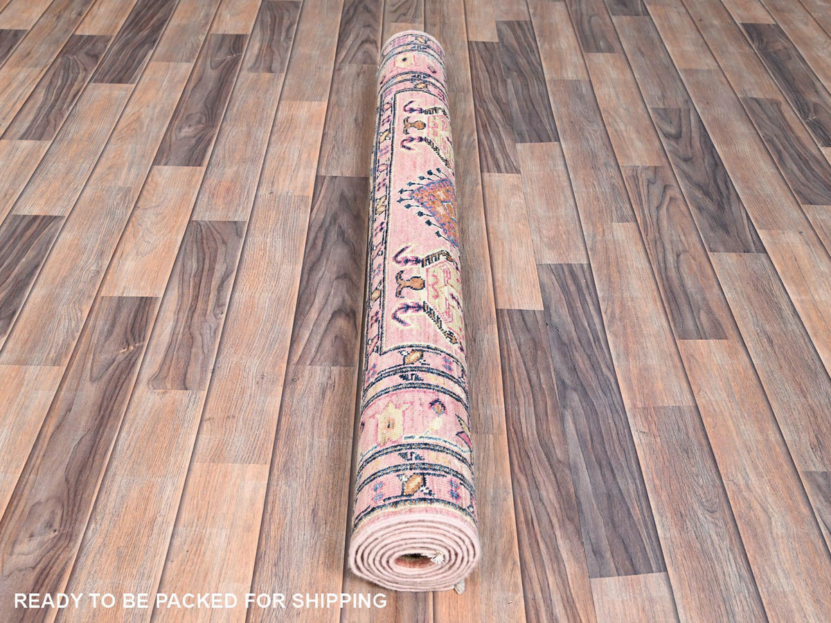 Kazak Kazak hand-knotted wool rug in Pink, 4' x 6' — SKU O086322 (view 5)