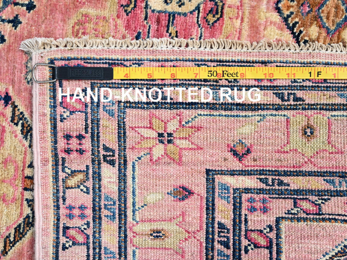Kazak Kazak hand-knotted wool rug in Pink, 4' x 6' — SKU O086322 (view 7)