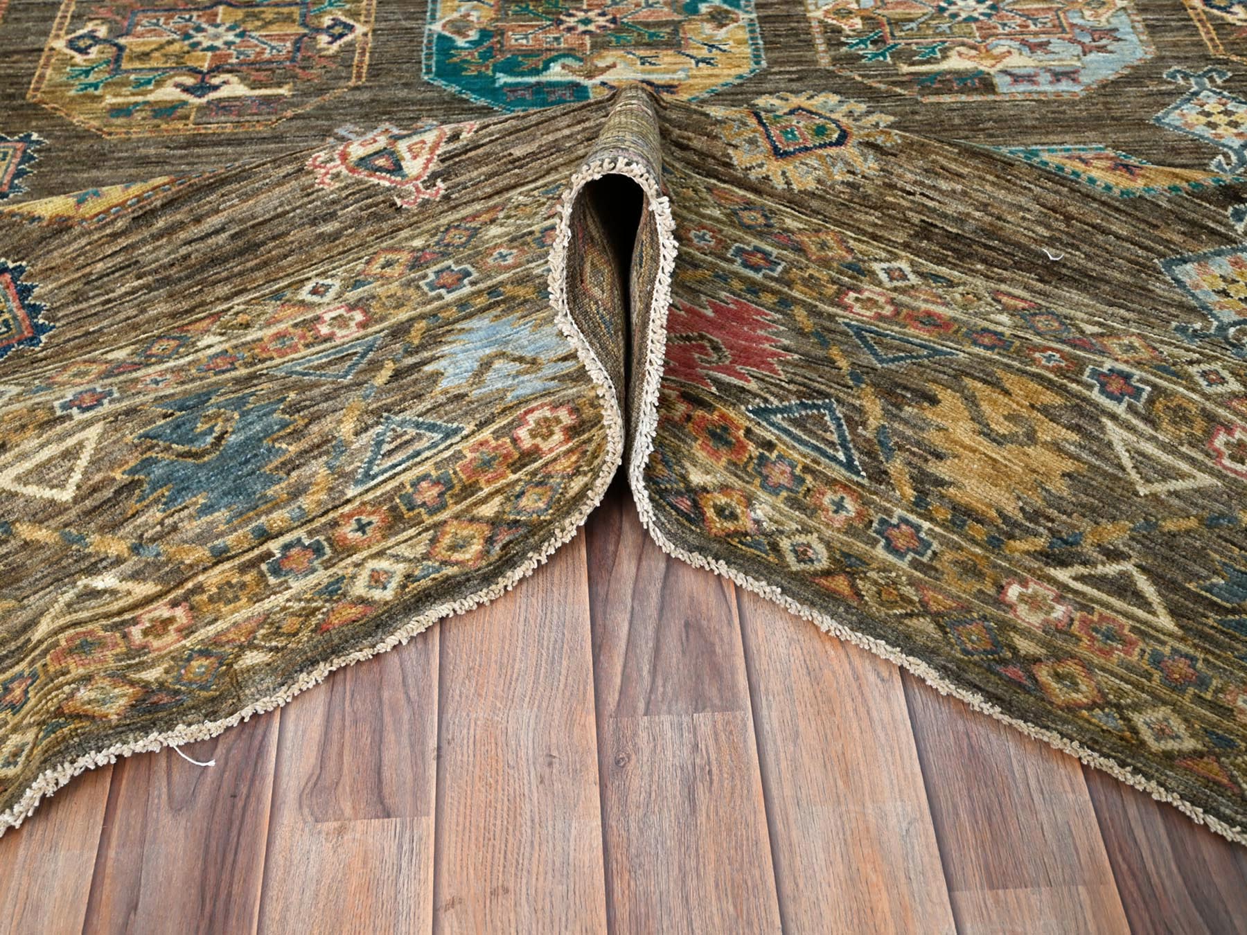 Kazak Kazak hand-knotted wool rug in Green, 8'5" x 9'11" — SKU O086341 (view 5)