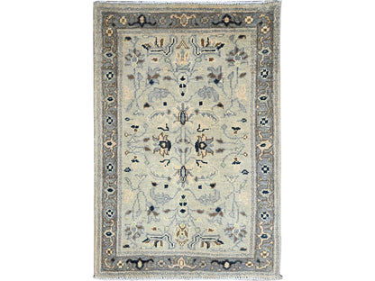 Heriz Heriz hand-knotted wool rug in Ivory & Gray, 2'1" x 3' — SKU O086381
