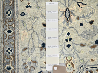 Heriz Heriz hand-knotted wool rug in Ivory & Gray, 2'1" x 3' — SKU O086381 (view 4)