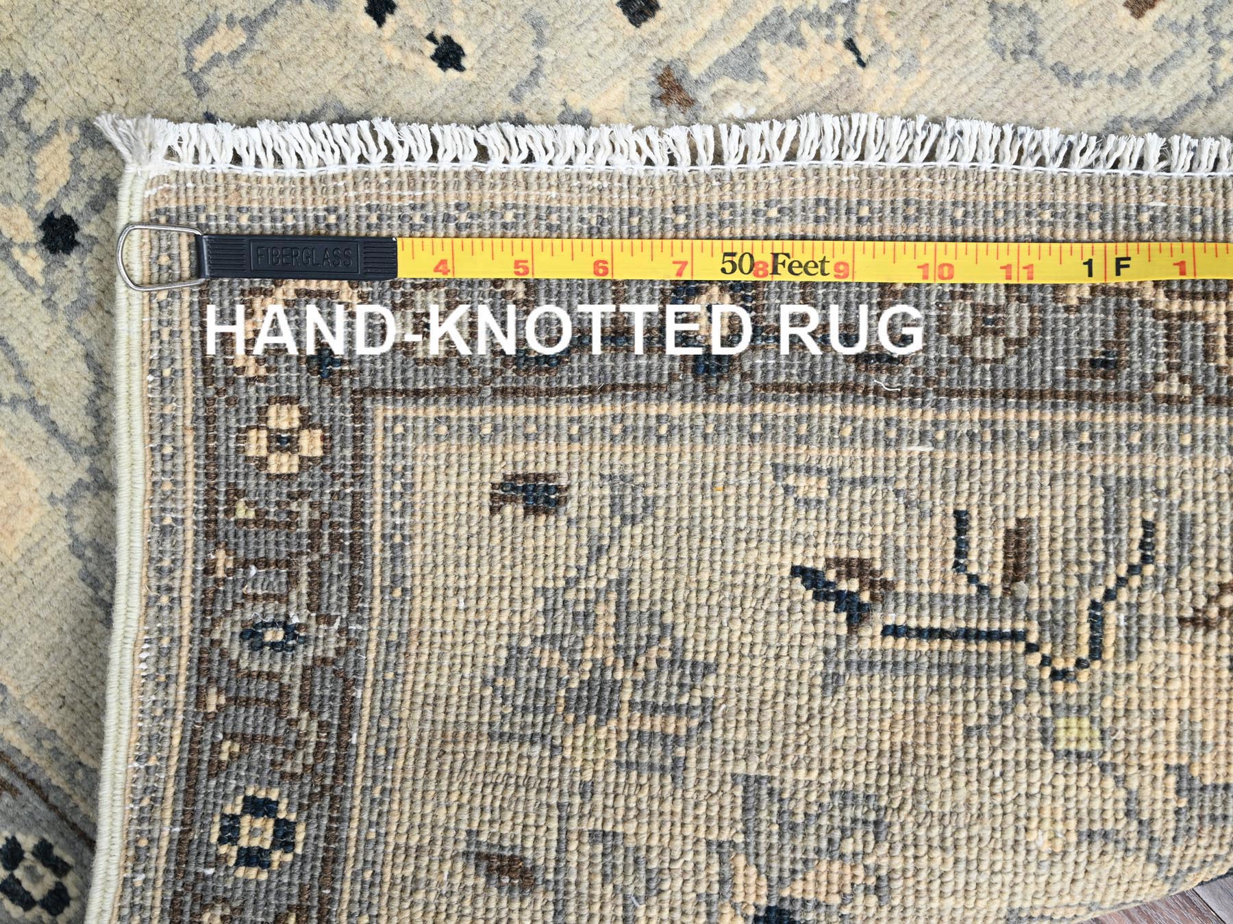 Heriz Heriz hand-knotted wool rug in Ivory & Gray, 2'3" x 3' — SKU O086382 (view 7)