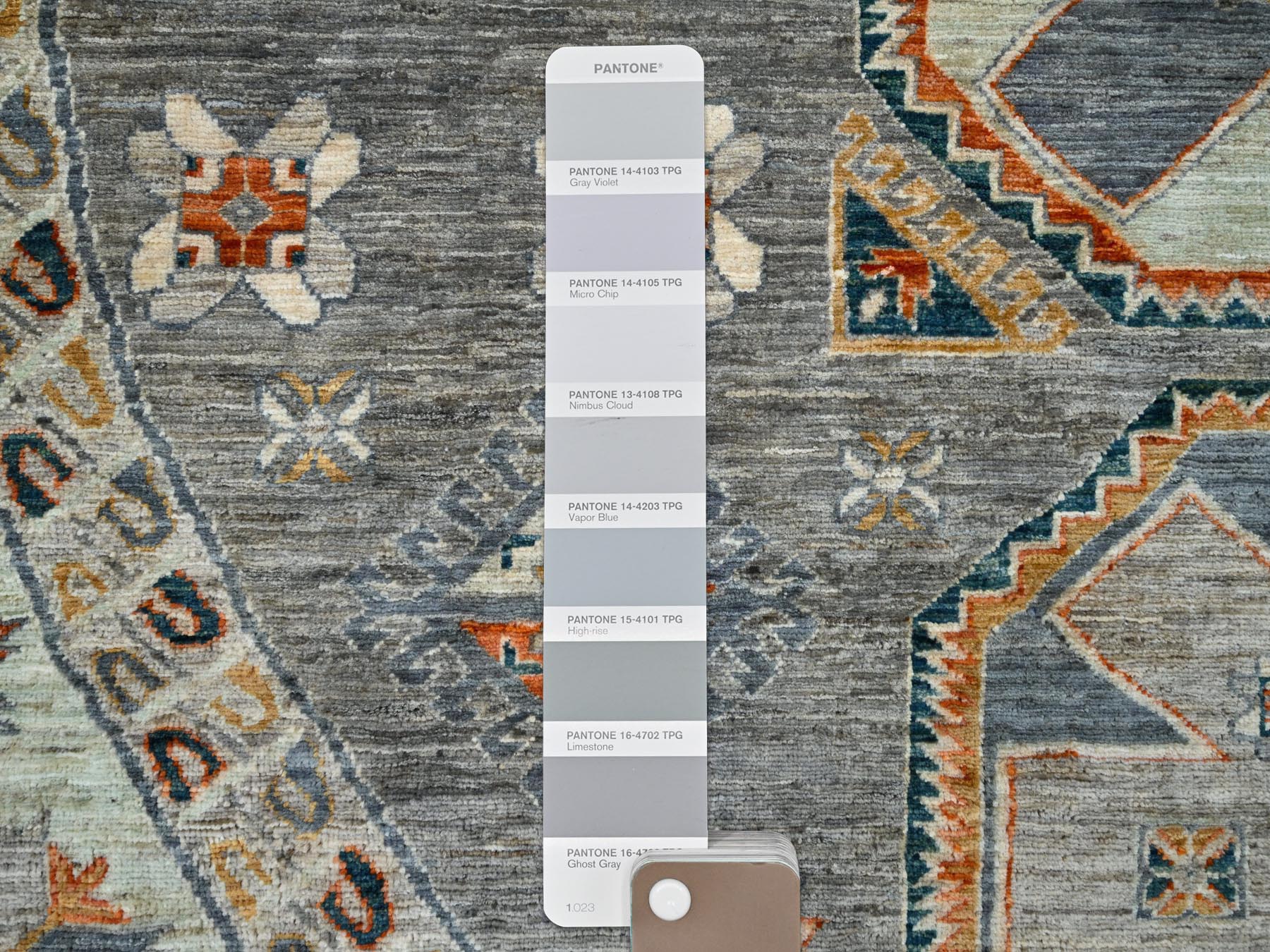 Tribal & Geometric hand-knotted wool rug in Gray & Pomelo White, 7'11" x 8'2" — SKU O086413 (view 6)
