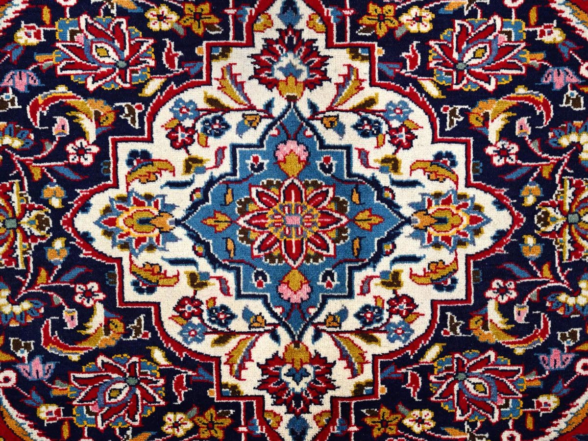 Kashan Persian hand-knotted wool rug in Red & Blue, 9'8" x 12'10" — SKU O086427 (view 8)