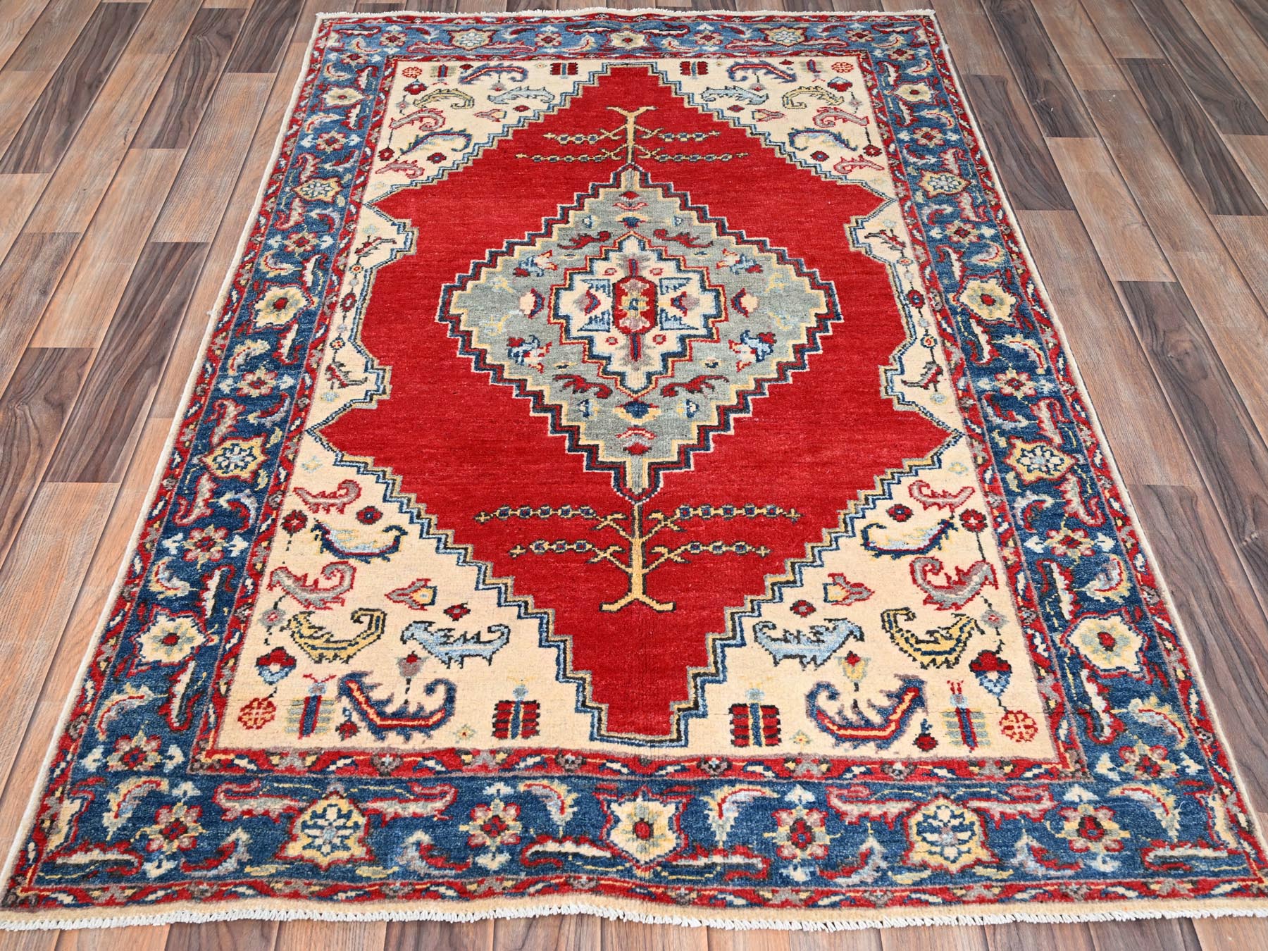 Kazak Kazak hand-knotted wool rug in Ivory & Blue, 3'10" x 5'8" — SKU O086435 (view 2)