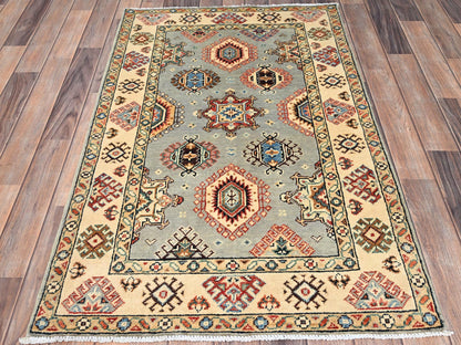 Grey 2'10" x 4'7" Tribal Hand knotted Wool Rug - Sku: O086466