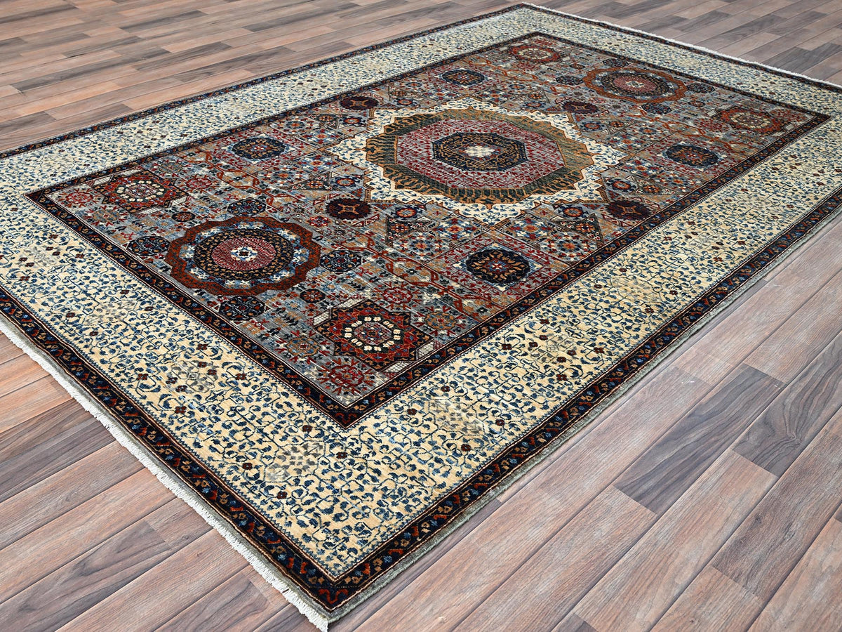Mamluk Traditional hand-knotted wool rug in Gray, 6'1" x 9'3", SKU O086742