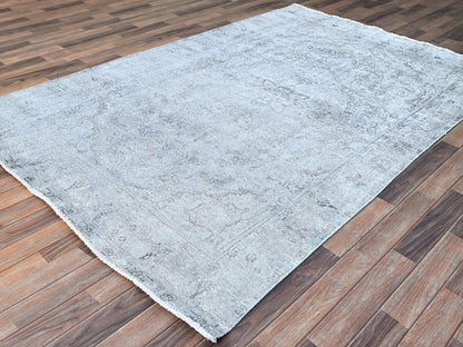 Grey 5'11" x 8'10" Vintage Hand knotted Wool Rug - Sku: O086937