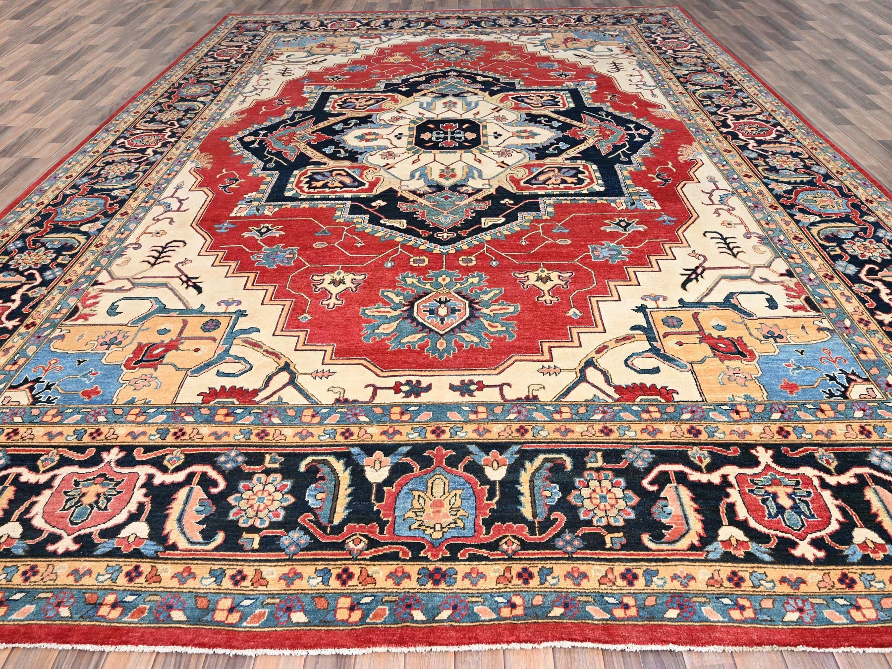 Heriz Traditional hand-knotted wool rug in Red, 12'1" x 15'9", SKU O086960
